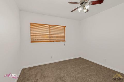 3913 Newcombe Ave, Bakersfield, CA 93313 photo 18
