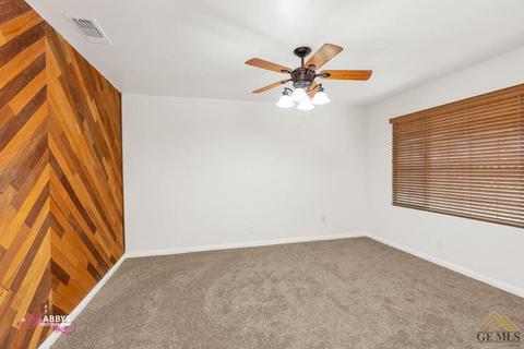 3913 Newcombe Ave, Bakersfield, CA 93313 photo 6