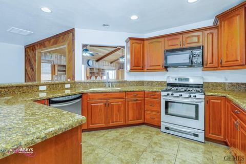 3913 Newcombe Ave, Bakersfield, CA 93313 photo 7