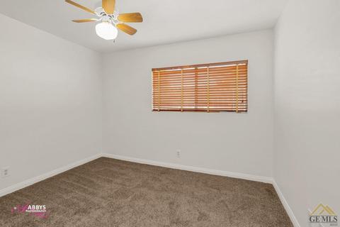 3913 Newcombe Ave, Bakersfield, CA 93313 photo 17