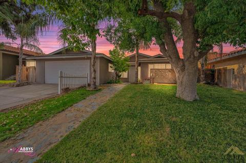 3913 Newcombe Ave, Bakersfield, CA 93313 photo 1