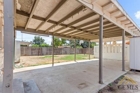 323 Walnut St, Shafter, CA 93263 photo 19