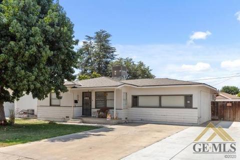 323 Walnut St, Shafter, CA 93263 photo 2
