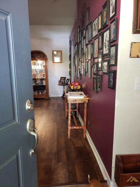 975 Rosa Ave, Sanger, CA 93657 photo 3