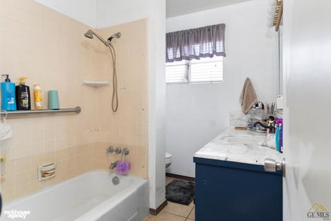 308 E Woodrow St, Taft, CA 93268 photo 12