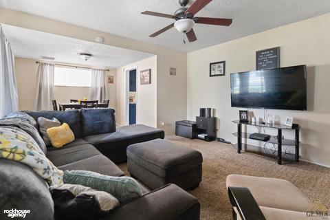 308 E Woodrow St, Taft, CA 93268 photo 4