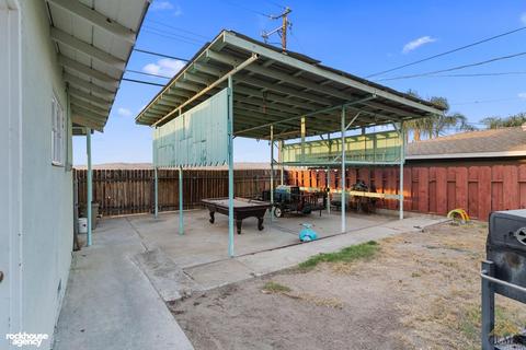 308 E Woodrow St, Taft, CA 93268 photo 21