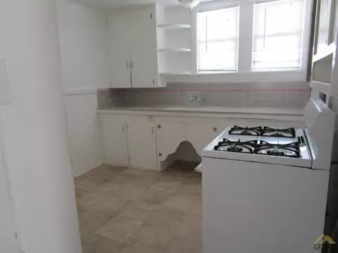 326 B St, Taft, CA 93268 photo 3