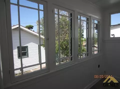 326 B St, Taft, CA 93268 photo 7