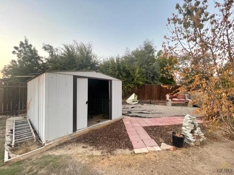 606 Vasquez Ave, Shafter, CA 93263 photo 36