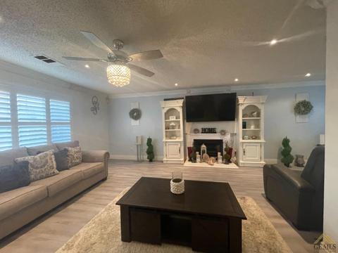 606 Vasquez Ave, Shafter, CA 93263 photo 6