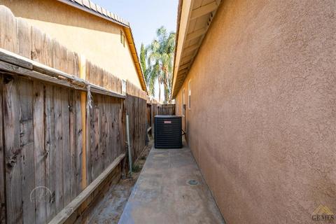 4201 Downpatrick Ct, Bakersfield, CA 93313 photo 29
