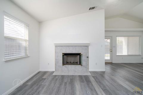 4201 Downpatrick Ct, Bakersfield, CA 93313 photo 8
