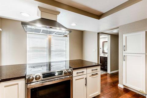 8512 Eakins Dr, Bakersfield, CA 93311 photo 11