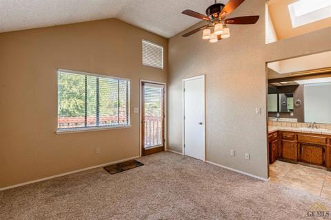 8512 Eakins Dr, Bakersfield, CA 93311 photo 20