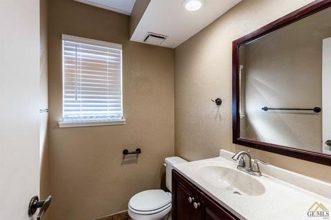 8512 Eakins Dr, Bakersfield, CA 93311 photo 26