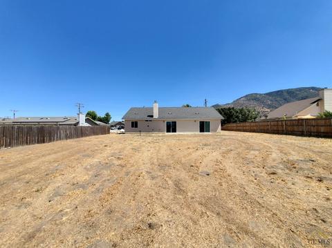 27441 Hialeah Dr, Tehachapi, CA 93561 photo 28