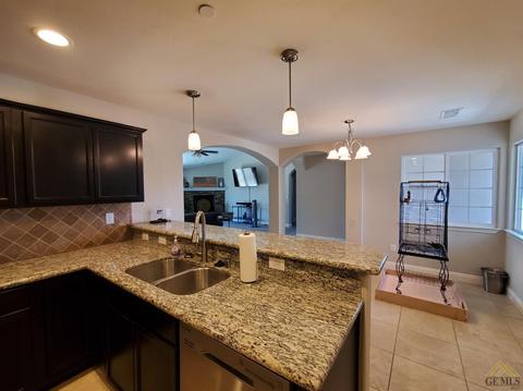 27441 Hialeah Dr, Tehachapi, CA 93561 photo 11