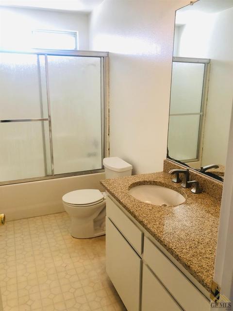 2134 5th Pl, Delano, CA 93215 photo 8