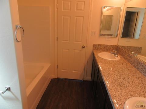 479 Corte Perez, Delano, CA 93215 photo 16