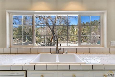25401 Paramount Dr, Tehachapi, CA 93561 photo 20