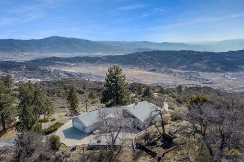 25401 Paramount Dr, Tehachapi, CA 93561 photo 3