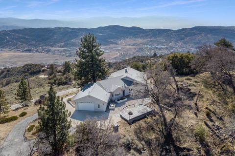 25401 Paramount Dr, Tehachapi, CA 93561 photo 4