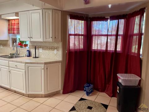 711 D St, Taft, CA 93268 photo 24