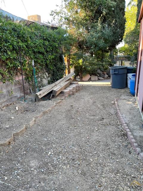 711 D St, Taft, CA 93268 photo 17
