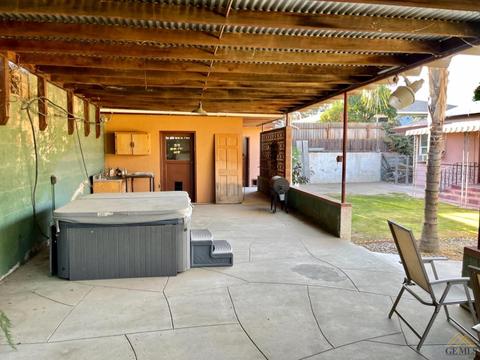 711 D St, Taft, CA 93268 photo 8