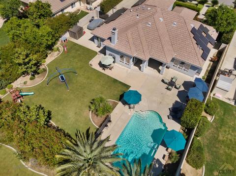 12401 Trinity River Dr, Bakersfield, CA 93312 photo 3
