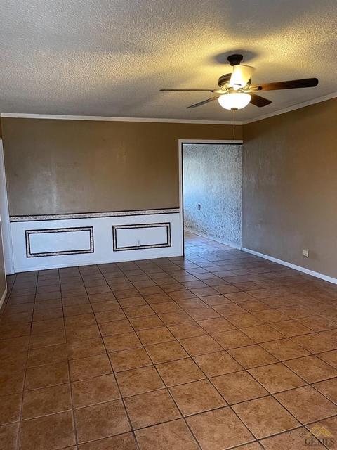 3930 Wilson Rd, Bakersfield, CA 93309 photo 6