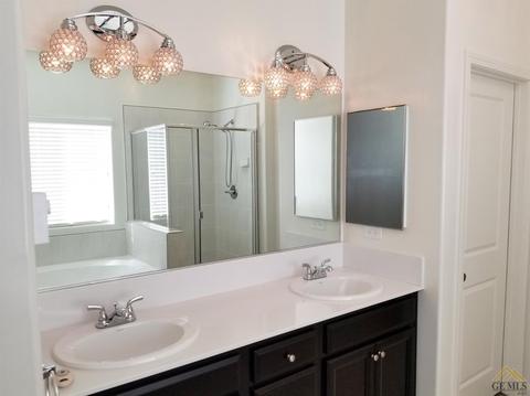 9025 Bolero Ave, Bakersfield, CA 93312 photo 8