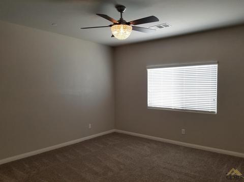 9025 Bolero Ave, Bakersfield, CA 93312 photo 7