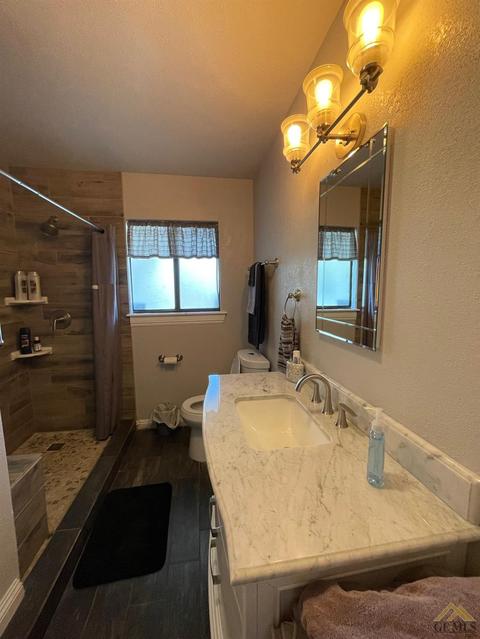407 Atlantic Ave, Shafter, CA 93263 photo 9