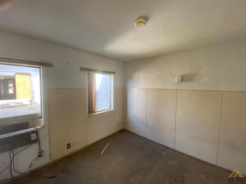 295 E Lerdo Hwy, Shafter, CA 93263 photo 9