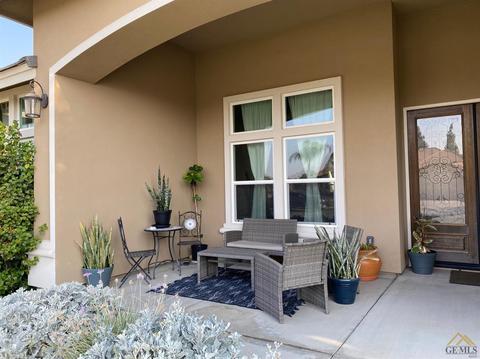 754 Pine Cone St, Shafter, CA 93263 photo 2