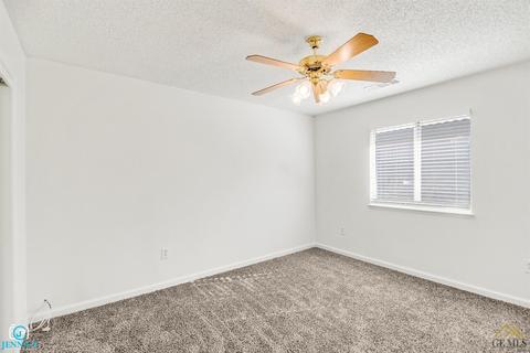 631 Lopez Ave, Shafter, CA 93263 photo 18