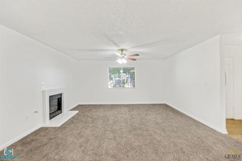 631 Lopez Ave, Shafter, CA 93263 photo 8