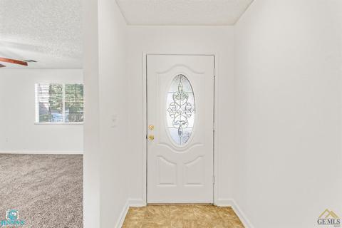 631 Lopez Ave, Shafter, CA 93263 photo 5