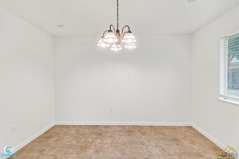 631 Lopez Ave, Shafter, CA 93263 photo 12