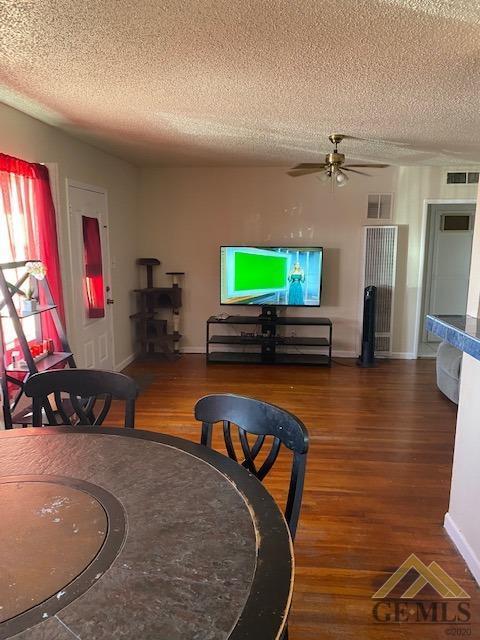 1716 Wilson, Bakersfield, CA 93304 photo 4
