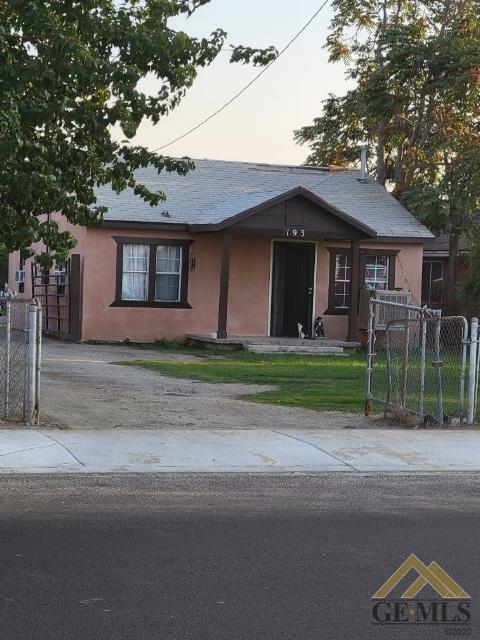 193 E Pacheco Rd, Bakersfield, CA 93307 photo 1