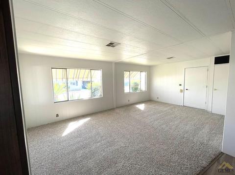 700 46th St, Bakersfield, CA 93301 photo 7