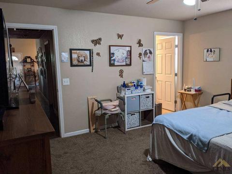 135 Wood St, Taft, CA 93268 photo 11