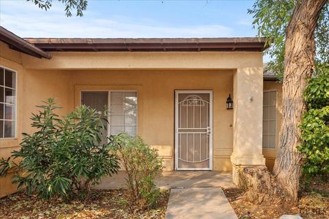 551 Las Colinas St, Tehachapi, CA 93561 photo 2