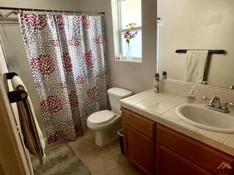 425 Taylor St, Taft, CA 93268 photo 15