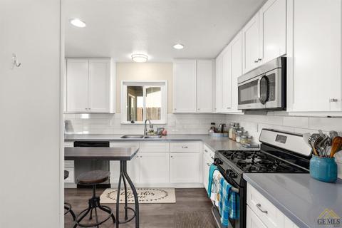 6015 Doris Dr, Riverside, CA 92509 photo 8