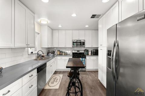 6015 Doris Dr, Riverside, CA 92509 photo 9
