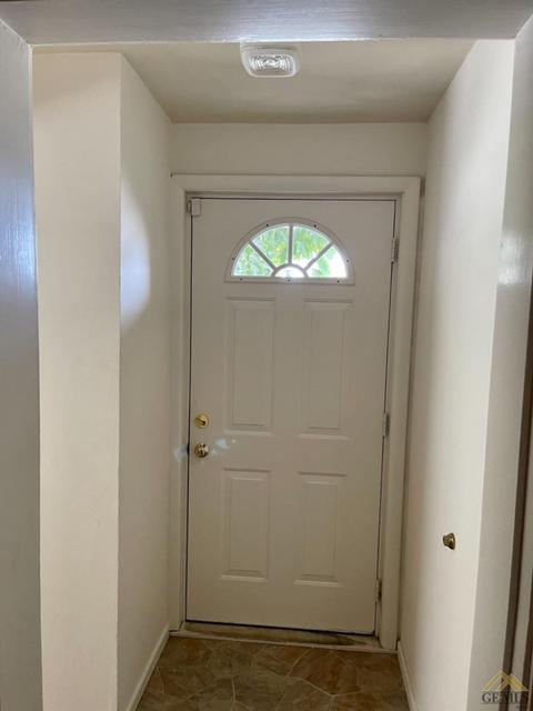 506 Pierce St, Taft, CA 93268 photo 3